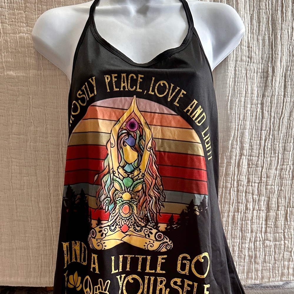 Super Sexy Women’s tank Size med cut out T back